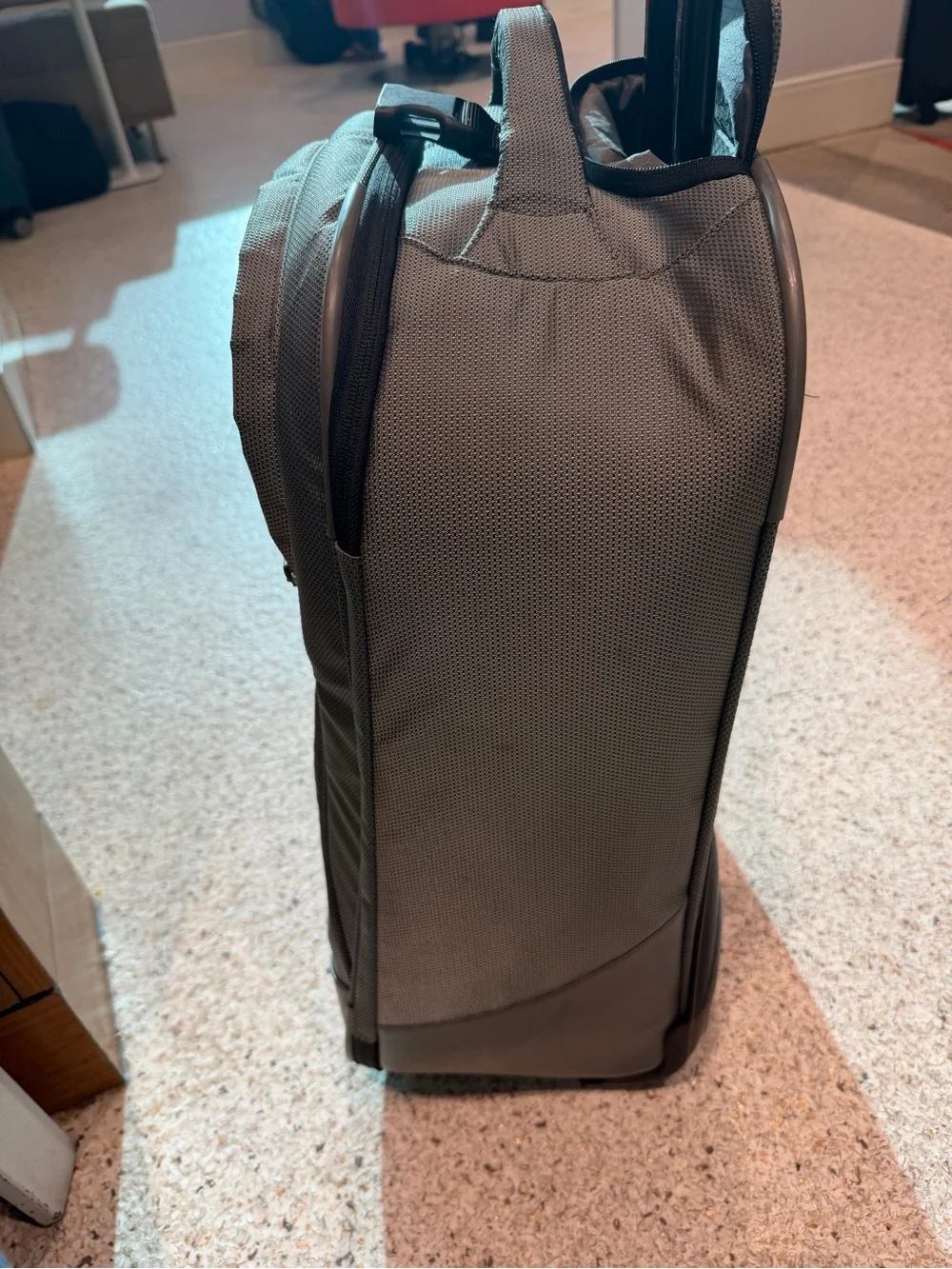Tumi Alpa Bravo Series Gray/Black Upright Rolling Carry-On